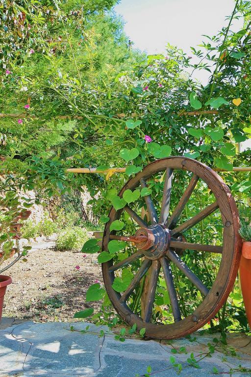 Agriturismo Costamagna Нолі Екстер'єр фото